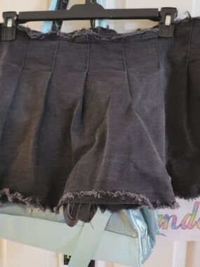 Madden NYC Pleated Mini Skirt With Shorts Underneath Size 2xl